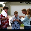 ls011-shawn-and-heidi-sign-the-kids